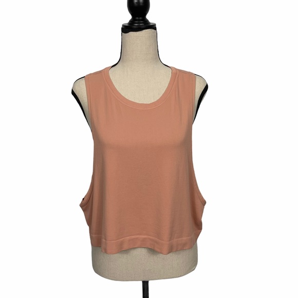 Avocado Go To Cropped Muscle Tank Size Large NEW - Picture 3 of 7